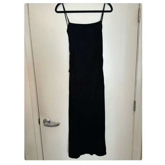 velvet knit dress Enchanting Night Velvet Ribbed Emerald Dress – Three Cords Boutique main image 1